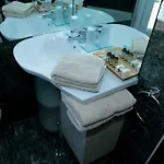 Ama Hotel