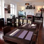 Ama Hotel