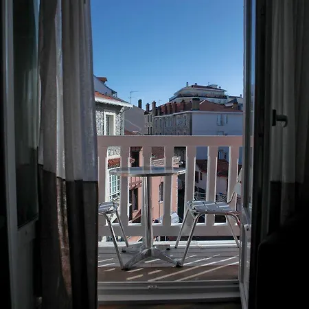 Ama Hotel 3*